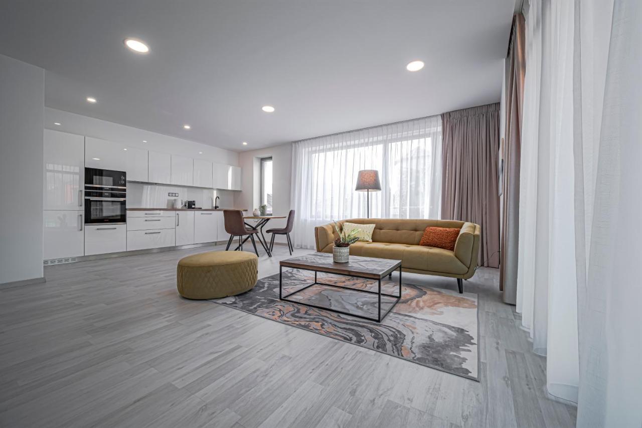 Grunt Apartments Mladá Boleslav エクステリア 写真