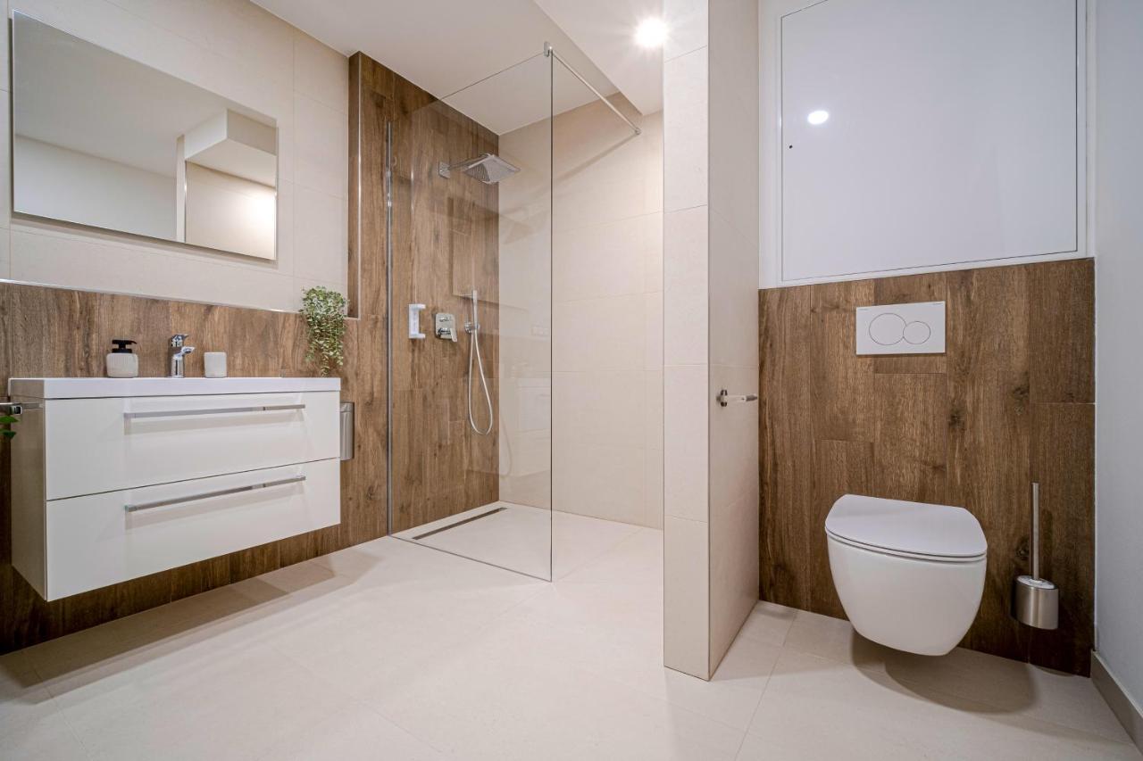 Grunt Apartments Mladá Boleslav エクステリア 写真