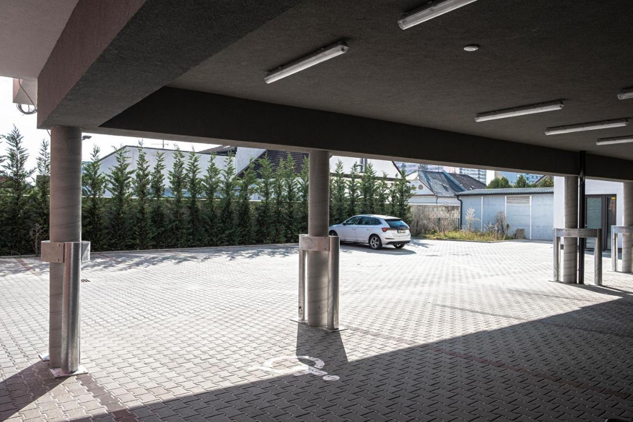 Grunt Apartments Mladá Boleslav エクステリア 写真
